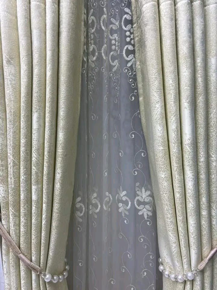 curtain per linear metre