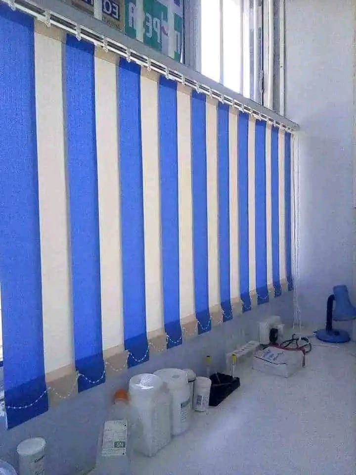 VERTICAL BLINDS